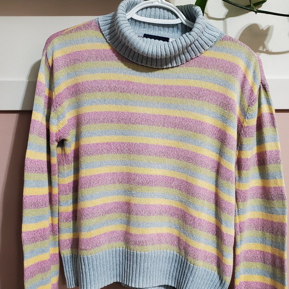 Liz Claiborne Vintage Cottagecore Turtleneck